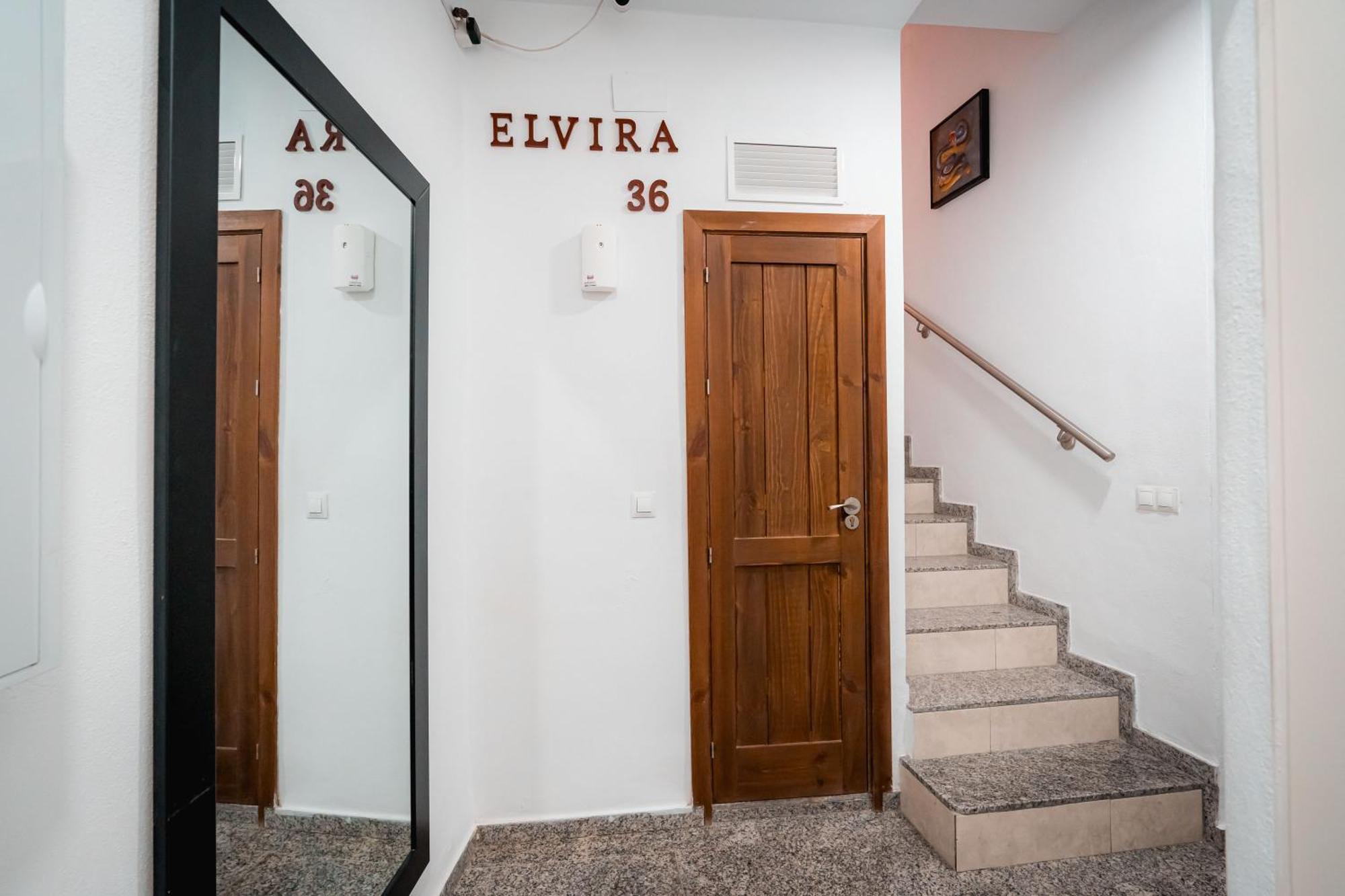 Qh Elvira Appartement Granada Buitenkant foto